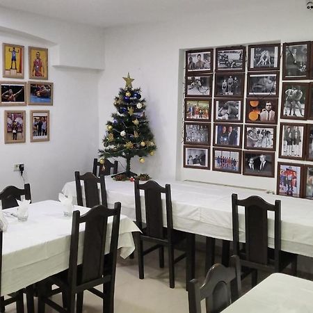 Hotel Top Central Букурещ Екстериор снимка