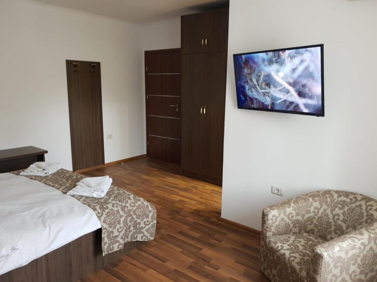 Hotel Top Central Букурещ Екстериор снимка